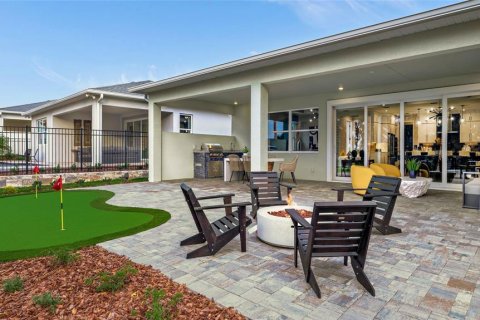 House in Lady Lake, Florida 3 bedrooms, 231.33 sq.m. № 1719391 - photo 24