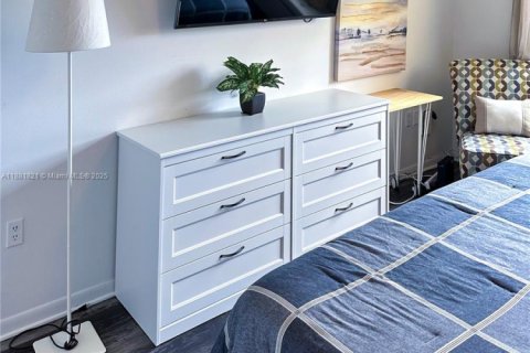 Copropriété à vendre à Sunrise, Floride: 1 chambre, 59.46 m2 № 1977813 - photo 8