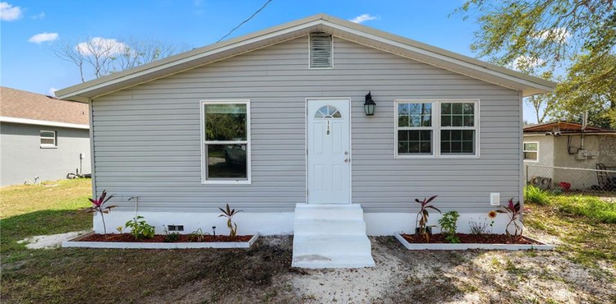 House in Lake Wales, Florida 3 bedrooms, 75.07 sq.m. № 1906378
