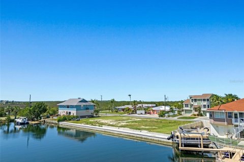 Land in Hernando Beach, Florida № 1136703 - photo 7