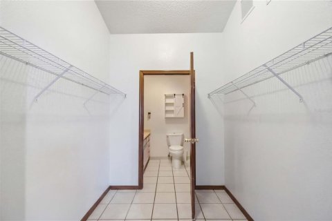 House in North Port, Florida 3 bedrooms, 156.08 sq.m. № 2207456 - photo 18