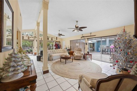 House in North Port, Florida 3 bedrooms, 156.08 sq.m. № 2207456 - photo 5