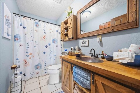 House in North Port, Florida 3 bedrooms, 156.08 sq.m. № 2207456 - photo 15