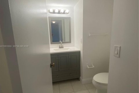 Снять в аренду таунхаус в Санрайз, Флорида 3 спальни, 130.06м2, № 2006062 - фото 19