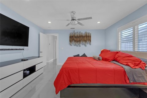 Casa en venta en Fort Lauderdale, Florida, 3 dormitorios, 262.45 m2 № 2150422 - foto 27
