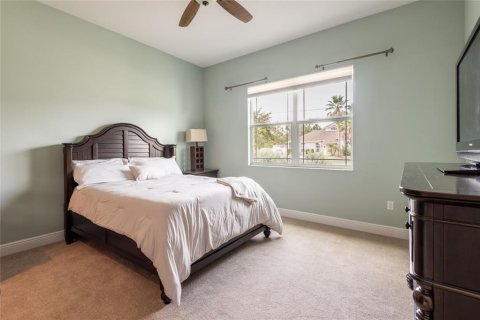 House in Wesley Chapel, Florida 3 bedrooms, 210.05 sq.m. № 1832978 - photo 29