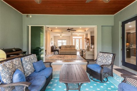 House in Wesley Chapel, Florida 3 bedrooms, 210.05 sq.m. № 1832978 - photo 9