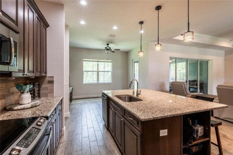 House in Wesley Chapel, Florida 3 bedrooms, 210.05 sq.m. № 1832978 - photo 15