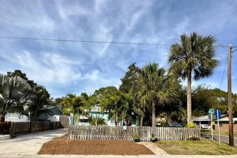 Casa en venta en Saint Petersburg, Florida, 2 dormitorios, 96.62 m2 № 1613902 - foto 2