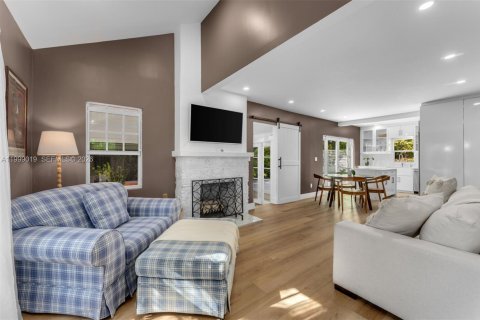 Land in Miami, Florida № 2060733 - photo 10