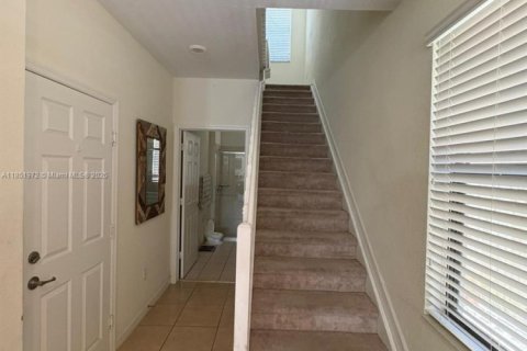 House in Homestead, Florida 3 bedrooms, 182.27 sq.m. № 1858692 - photo 17