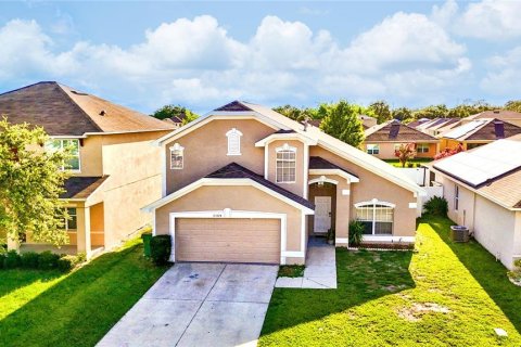 Casa en venta en Winter Haven, Florida, 4 dormitorios, 197.05 m2 № 1787800 - foto 1