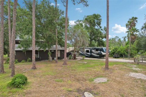 House in Lakeland, Florida 2 bedrooms, 116.13 sq.m. № 1688379 - photo 1