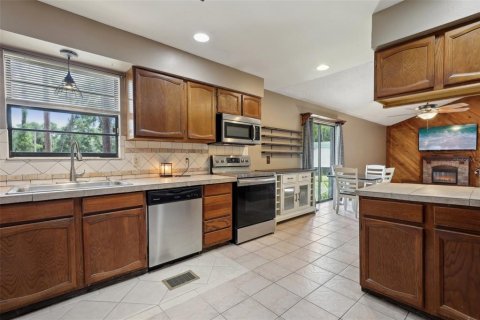 House in Lakeland, Florida 2 bedrooms, 116.13 sq.m. № 1688379 - photo 13