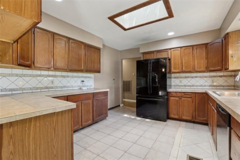 House in Lakeland, Florida 2 bedrooms, 116.13 sq.m. № 1688379 - photo 11