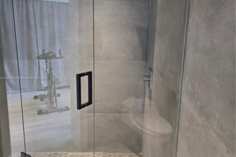 Casa en alquiler en Hollywood, Florida, 3 dormitorios, 197.7 m2 № 1940448 - foto 12