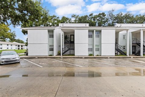 Copropriété à vendre à Tampa, Floride: 2 chambres, 83.98 m2 № 1918410 - photo 2