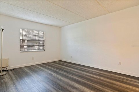 Copropriété à vendre à Tampa, Floride: 2 chambres, 83.98 m2 № 1918410 - photo 14