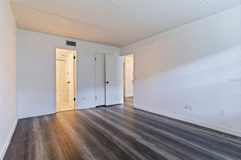 Copropriété à vendre à Tampa, Floride: 2 chambres, 83.98 m2 № 1918410 - photo 15