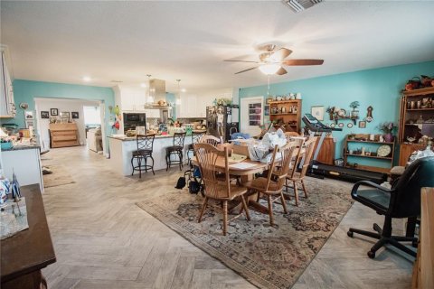 House in Auburndale, Florida 4 bedrooms, 204.85 sq.m. № 1750781 - photo 4