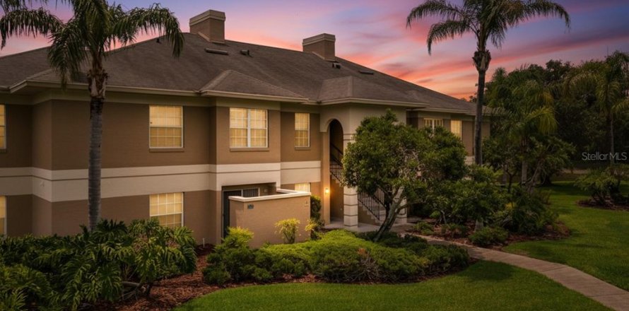 Condo à Winter Haven, Floride, 2 chambres № 2092788