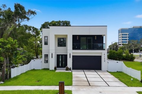 Villa ou maison à vendre à Tampa, Floride: 4 chambres, 293.11 m2 № 2299540 - photo 3