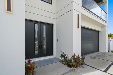 Villa ou maison à vendre à Tampa, Floride: 4 chambres, 293.11 m2 № 2299540 - photo 6