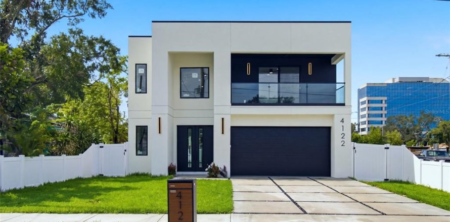 Villa ou maison à Tampa, Floride 4 chambres, 293.11 m2 № 2299540