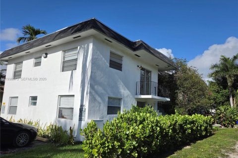 Apartamento en alquiler en Miami, Florida, 2 dormitorios, 74.32 m2 № 2060973 - foto 7