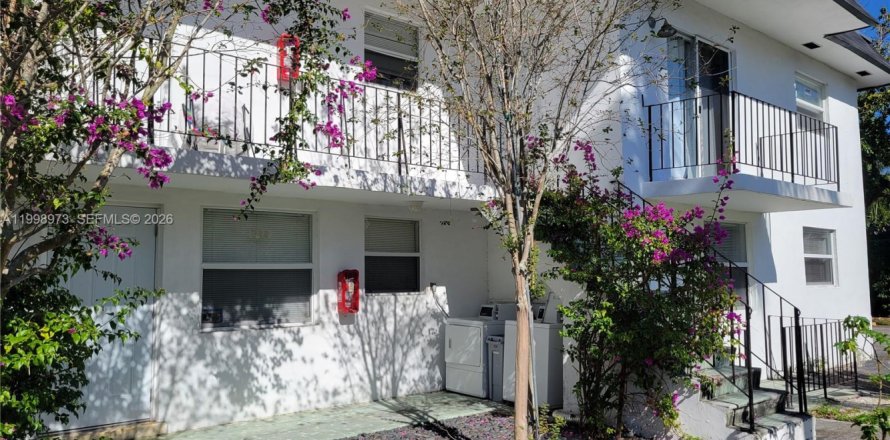 Apartamento en Miami, Florida 2 dormitorios, 74.32 m2 № 2060973