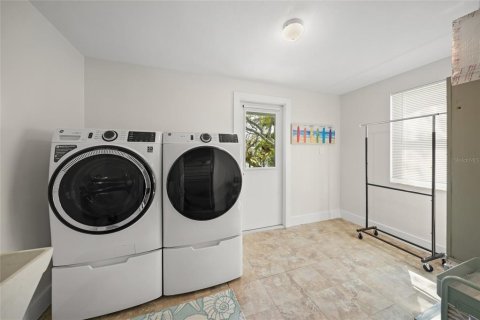 Casa en venta en Holmes Beach, Florida, 3 dormitorios, 129.51 m2 № 1526678 - foto 16