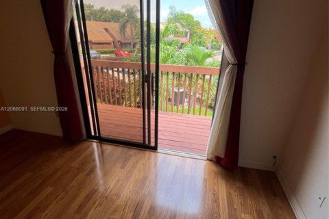 Condo in Dania Beach, Florida, 2 bedrooms  № 2292195 - photo 22