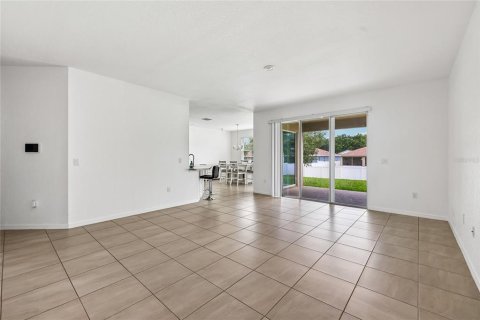 House in Ocala, Florida 4 bedrooms, 207.82 sq.m. № 2120743 - photo 5
