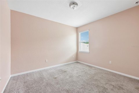 House in Ocala, Florida 4 bedrooms, 207.82 sq.m. № 2120743 - photo 24