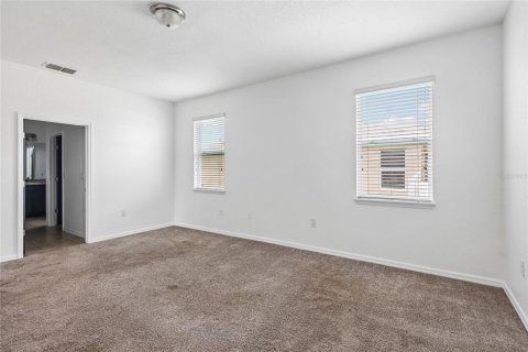 House in Ocala, Florida 4 bedrooms, 207.82 sq.m. № 2120743 - photo 15