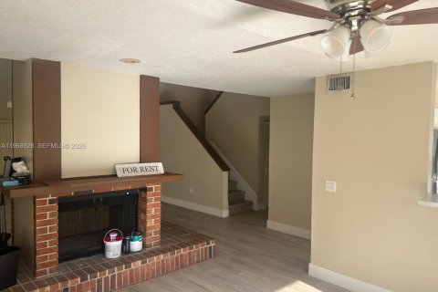 Снять в аренду виллу или дом в Майами, Флорида 3 спальни, 201.41м2, № 2030149 - фото 5