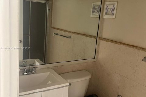 Снять в аренду виллу или дом в Майами, Флорида 3 спальни, 201.41м2, № 2030149 - фото 16