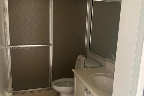 Снять в аренду виллу или дом в Майами, Флорида 3 спальни, 201.41м2, № 2030149 - фото 8