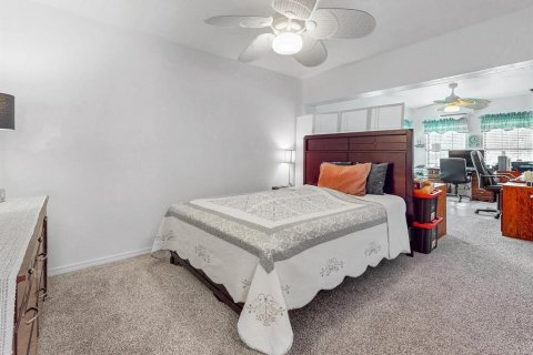 Casa en venta en Haines City, Florida, 2 dormitorios, 168.06 m2 № 2226667 - foto 25