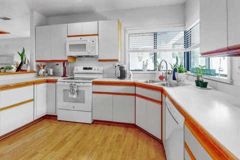 Casa en venta en Haines City, Florida, 2 dormitorios, 168.06 m2 № 2226667 - foto 18