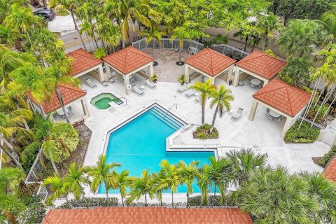 Casa en alquiler en Plantation, Florida, 3 dormitorios, 139.73 m2 № 1139263 - foto 1