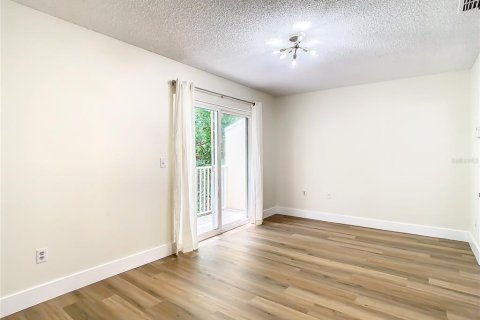 Adosado en venta en Tampa, Florida, 2 dormitorios, 135.64 m2 № 1849949 - foto 13