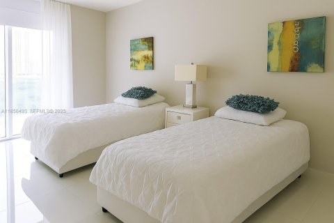 Copropriété à vendre à Sunny Isles Beach, Floride: 3 chambres, 138.61 m2 № 2034936 - photo 20