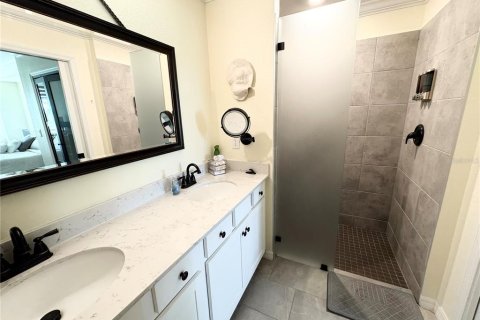 Condo in Bradenton, Florida, 2 bedrooms  № 1777520 - photo 27