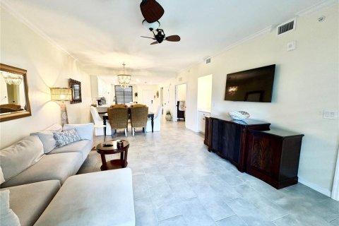 Condo in Bradenton, Florida, 2 bedrooms  № 1777520 - photo 15
