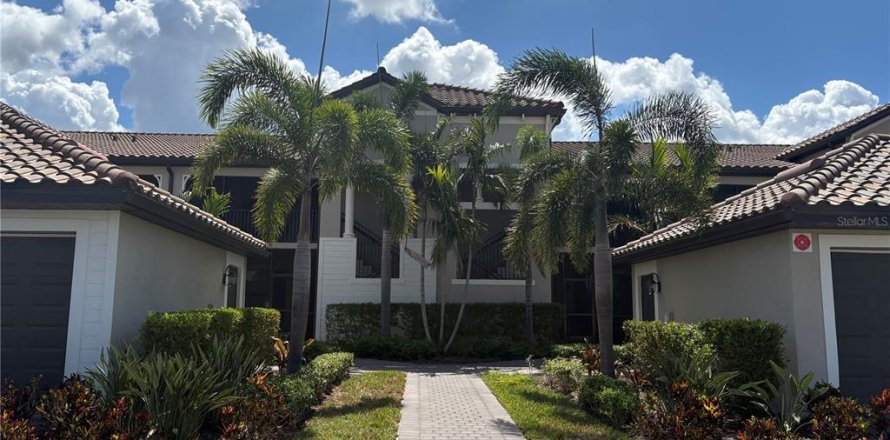 Condo in Bradenton, Florida, 2 bedrooms  № 1777520