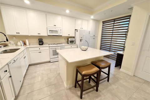 Condo in Bradenton, Florida, 2 bedrooms  № 1777520 - photo 9