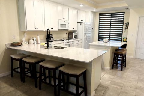Condo in Bradenton, Florida, 2 bedrooms  № 1777520 - photo 11