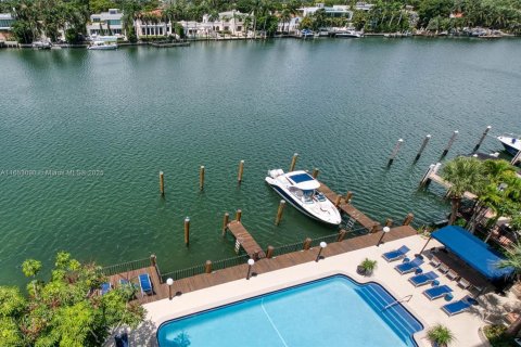 Condominio en venta en Miami Beach, Florida, 3 dormitorios, 186.73 m2 № 1351582 - foto 27