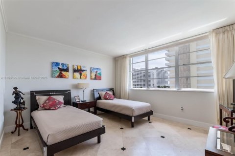 Condominio en venta en Miami Beach, Florida, 3 dormitorios, 186.73 m2 № 1351582 - foto 19